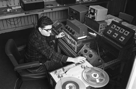  Wind Guitar ein Meisterwerk der musique concrète mit experimentellen Klanglandschaften